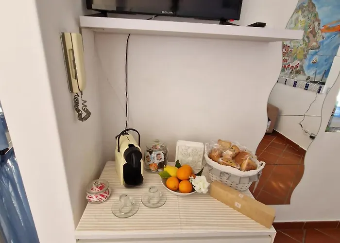 Your Nest On The Path * Positano